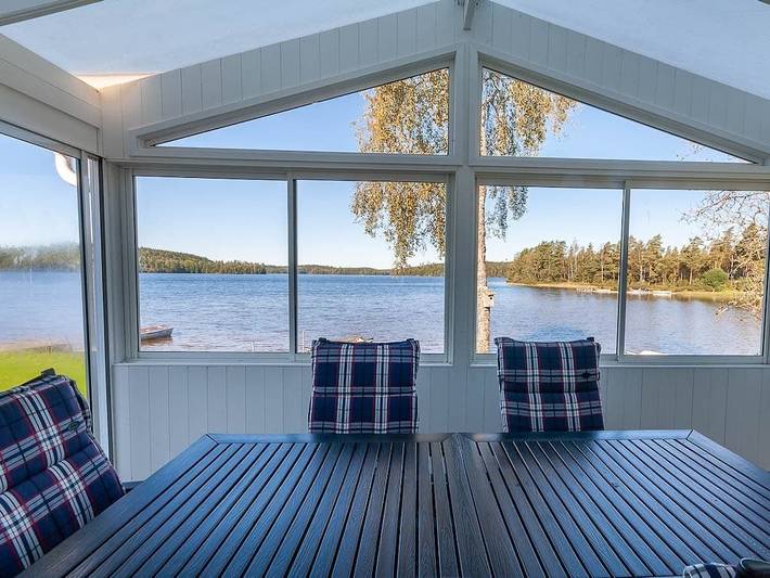 Ferienhaus für 8 Personen, mit Terrasse und Garten sowie Sauna und Seeblick in Tranemo