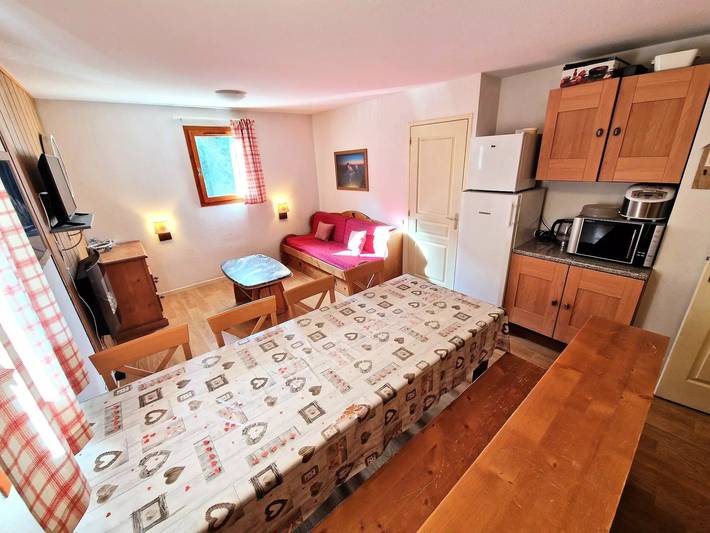 Gîte pour 8 personnes, avec balcon dans Valfréjus - 4