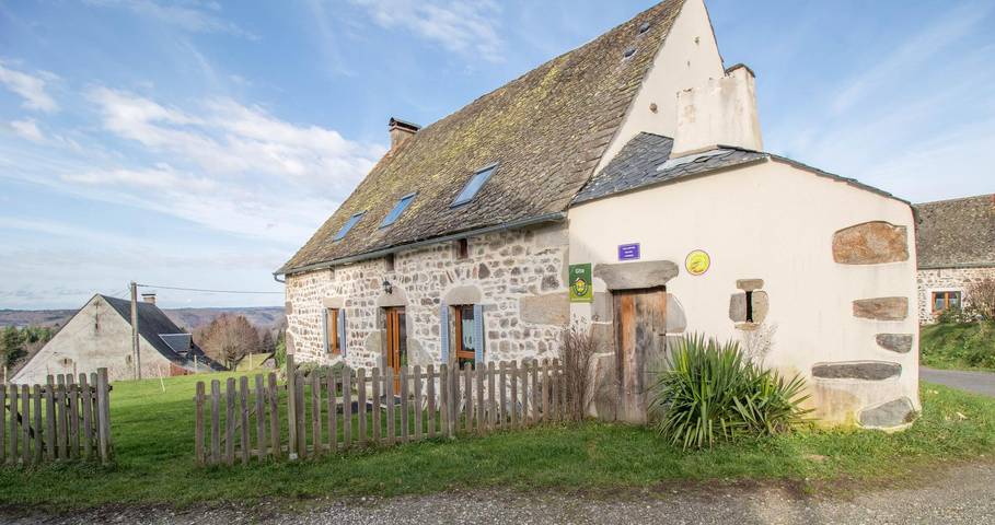 Gîte pour 7 personnes, avec Jardin et Vue