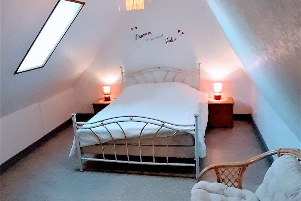 Entire apartment, Gite 2/5 people n ° 475 in Anzême, Guéret region