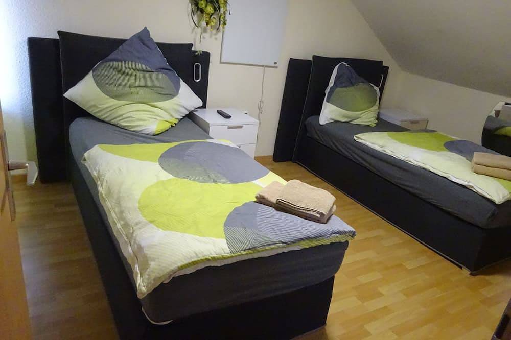 Dachgeschosswohnung für bis zu 3 Personen in Bad Rothenfelde, Metropolregion Bremen-Oldenburg