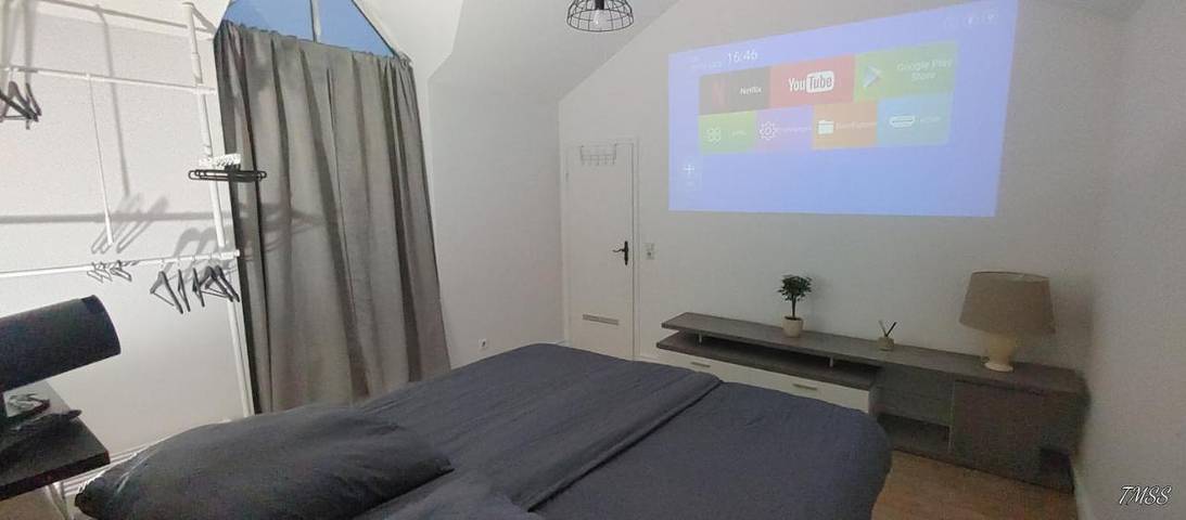 Ferienwohnung für 4 Personen, mit Sauna und Ausblick sowie Terrasse in Köln - 2