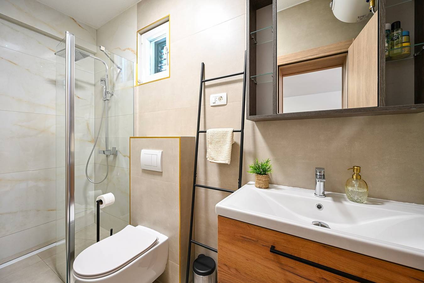 Ganze Wohnung, Great 1-Bedroom Apartment in Trpanj - Pelješac in Trpanj, Dubrovnik-Neretva