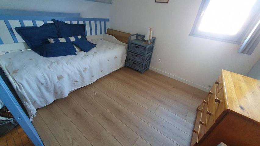 Location de vacances pour 5 personnes, avec piscine ainsi que vue et terrasse dans Plage de La Joselière - 2