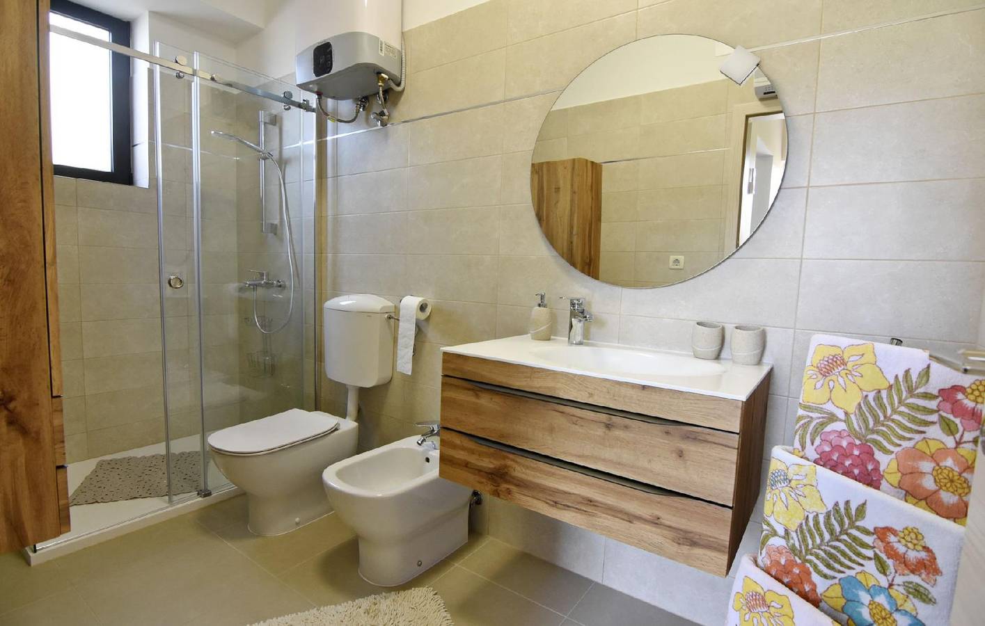 Entire holiday apartment, Charming new apartment with terrace near the sea Enea 2 in Umag, Umag Region