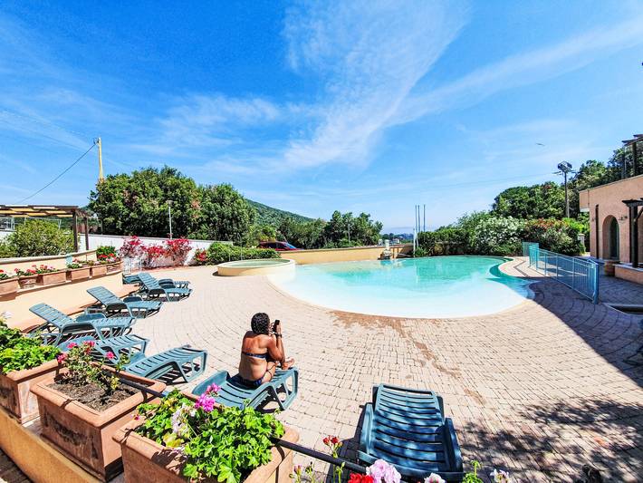 Location de vacances pour 6 personnes à Cavo