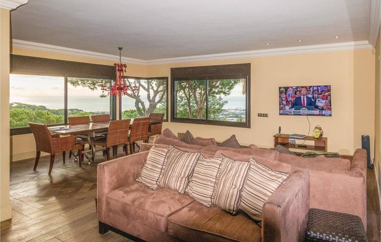 Ferienhaus für 8 Personen, mit Pool und Garten, mit Haustier in Pineda de Mar - 3