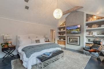 Vacation Home for 10 Guests in Wainscott, North Fork, Picture 3