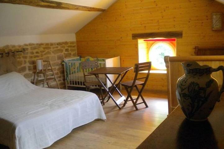 Location de vacances pour 7 personnes, avec jardin à Fayl-Billot - 2