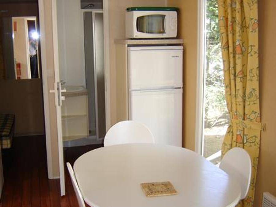 Camping Bontempo La Yole - Mobilhome 4 personnes - Cottage Confort - 29 à 31m² - 2 chambres 2/4 pers in Saint-Jean-de-Monts, Vendée