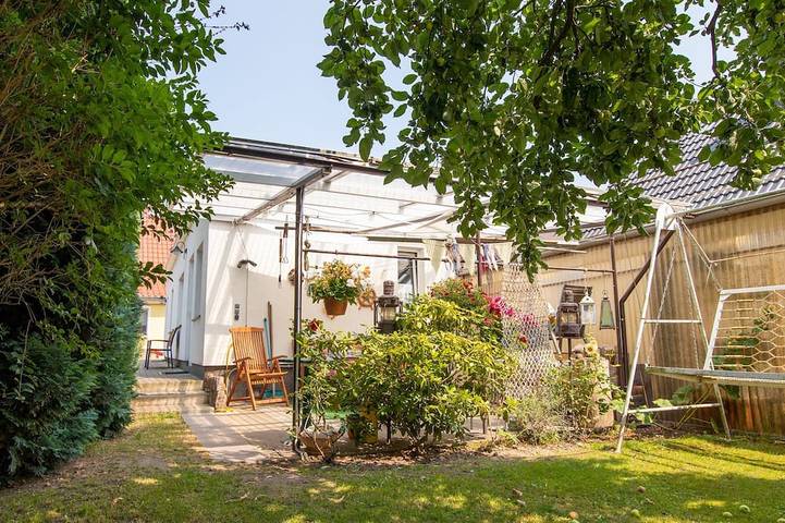 Bungalow für 2 Personen, mit Garten