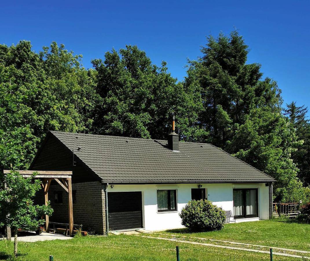 Bungalow Rochehaut au calme in Bouillon, Région de Neufchâteau