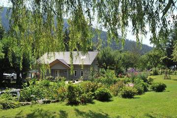 Gîte pour 6 personnes, avec jardin ainsi que terrasse et sauna à Bœrsch