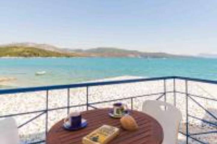 Villa pour 5 personnes, avec terrasse et jardin dans Ligia