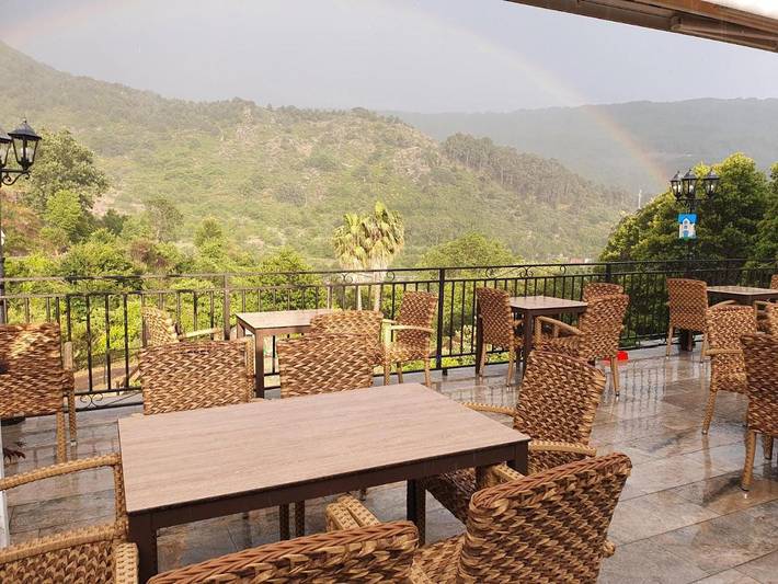 Apartamento de vacaciones para 2 personas, con piscina además de jardín y jacuzzi en Provincia de Cáceres - 2