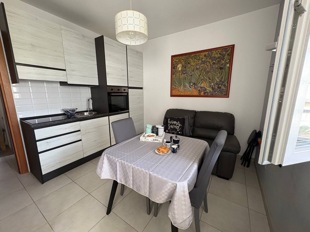 Ferienhaus 'Zampamare Bb - Anzio' mit privater Terrasse, Garten und Wlan in Anzio, Rom Provinz