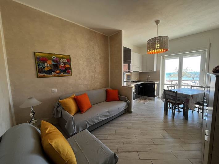 Gîte pour 4 personnes, avec Balcon à Follonica - 2