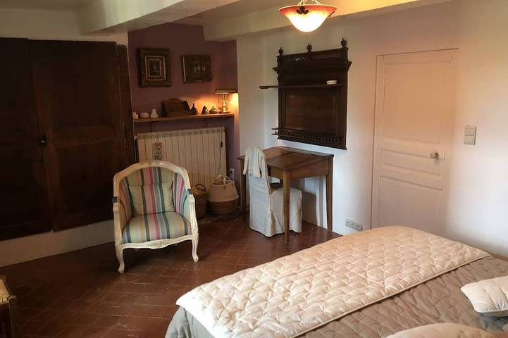 Gîte pour 9 personnes, avec jardin à Entrepierres - 3