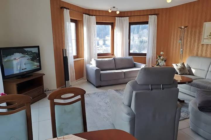 Ferienwohnung für 4 Personen, mit Balkon und Garten - 1