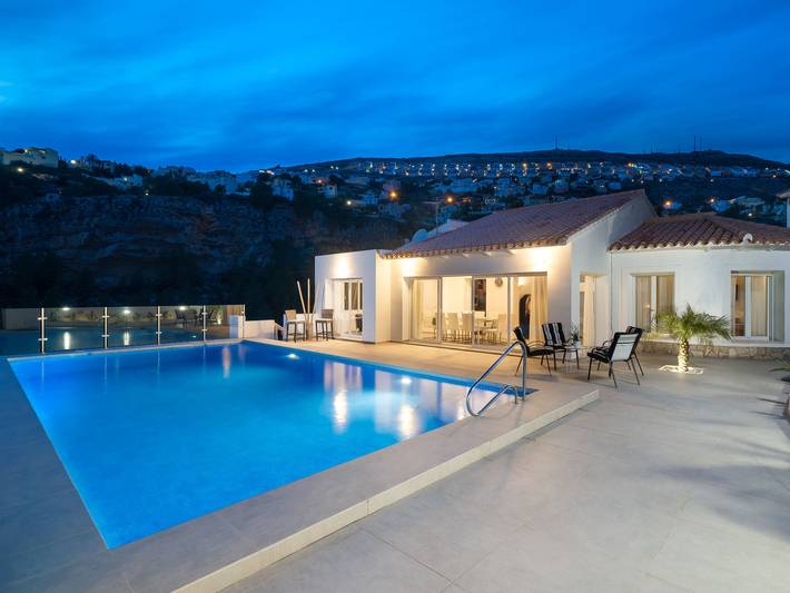 Ferienhaus für 10 Personen, mit Pool und Ausblick sowie Garten an der Costa Blanca - 2