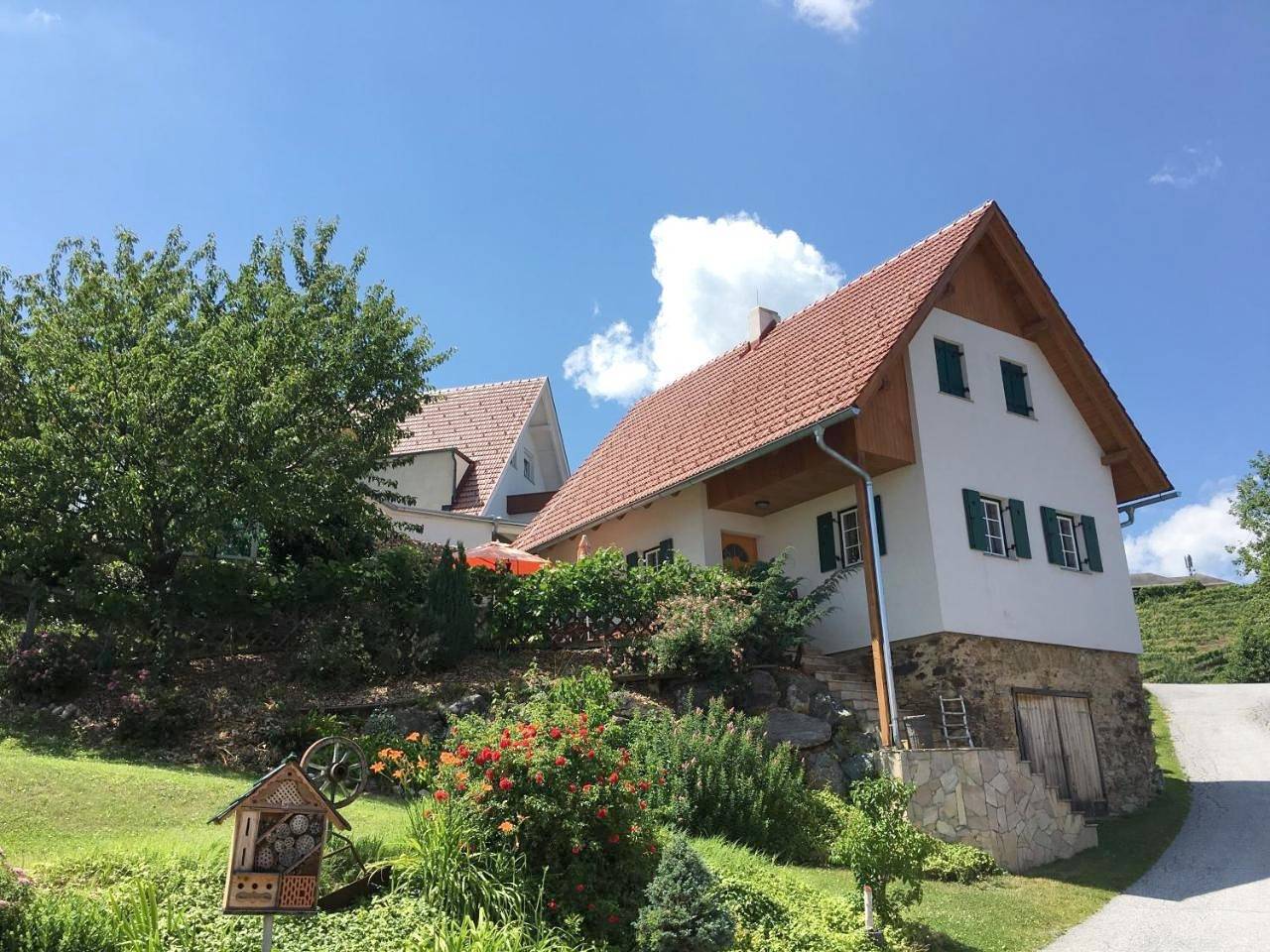Holiday Home in Kitzeck im Sausal, Steirerland