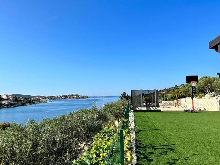 Villa pour 8 personnes, avec jardin ainsi que piscine et jacuzzi à Sevid - 4