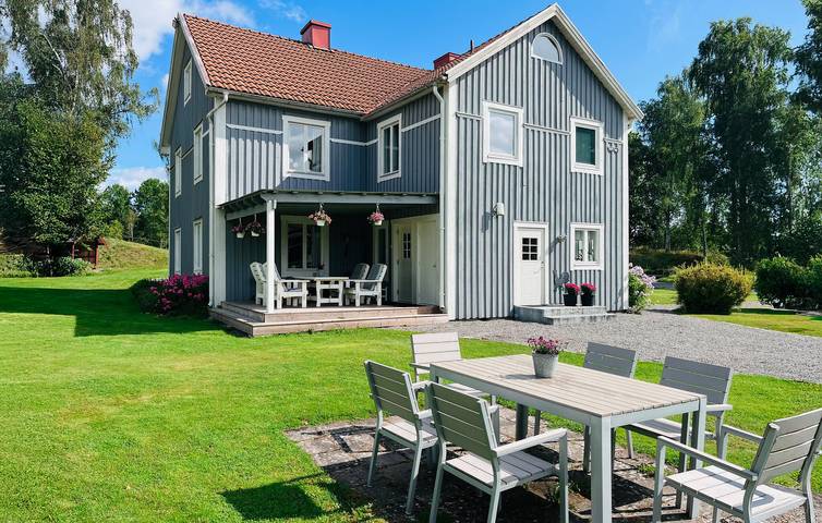 Apartamento rural para 4 personas, con terraza y jardín en Suecia