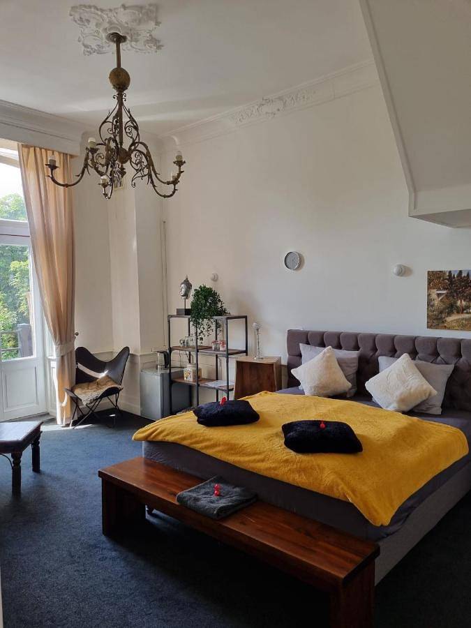 Chambre d’hôte pour 2 personnes, avec Balcon et Terrasse ainsi que Jardin et Vue à Ruremonde - 2