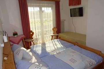 Cottage for 3 People in Faistenau, Salzburg state, Photo 4