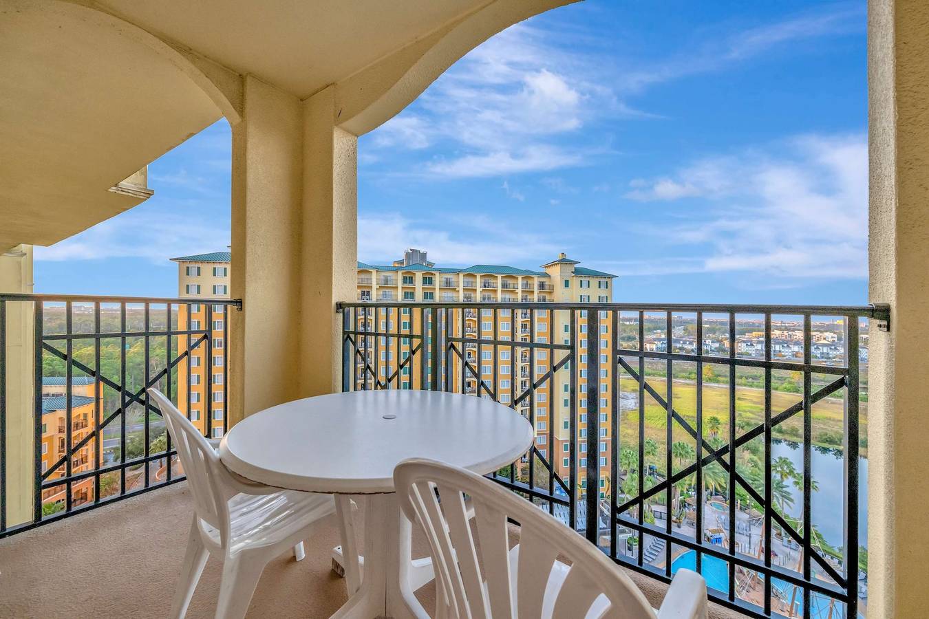 Apartamento entero, 2Br Fireworks View with Pool Spa 5 Minutes to Disney in Condado de Orange (FL)