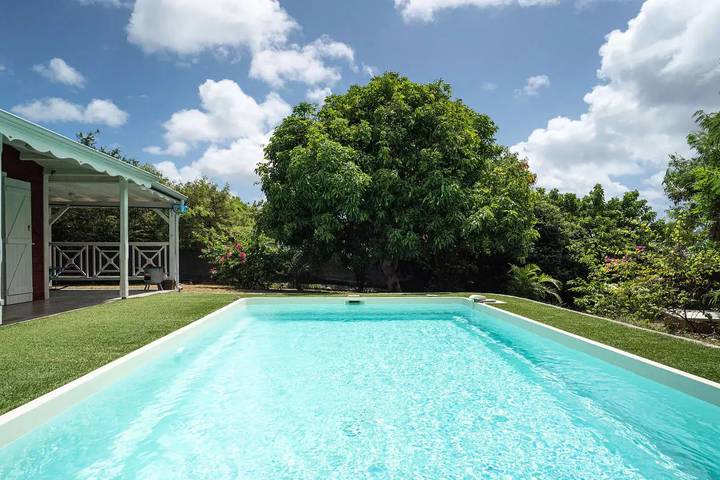 Location de vacances pour 9 personnes, avec piscine et jardin à Anse-Bertrand - 2