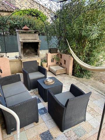 Gîte pour 6 personnes, avec piscine et jardin à Sorgues