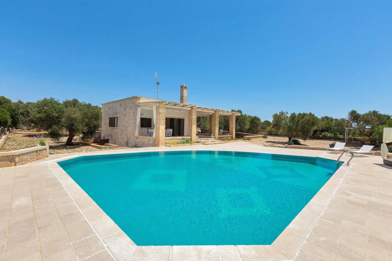 Perla Bianca by Perle di Puglia in Ugento, Golfo di Taranto