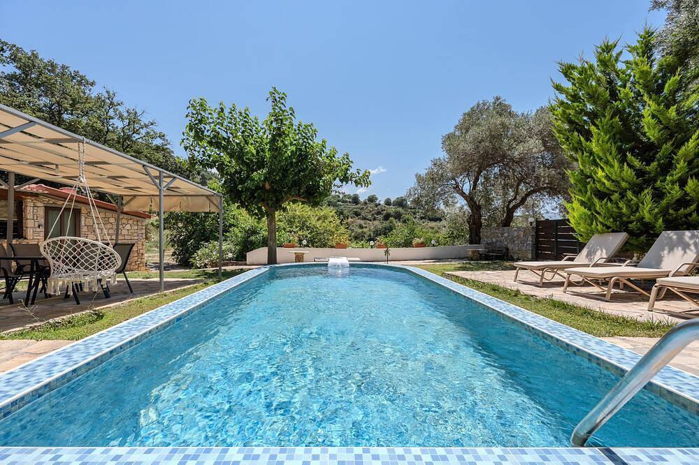 Kretisches traditionelles Seehaus mit atemberaubendem Blick in Rethymno und Umgebung