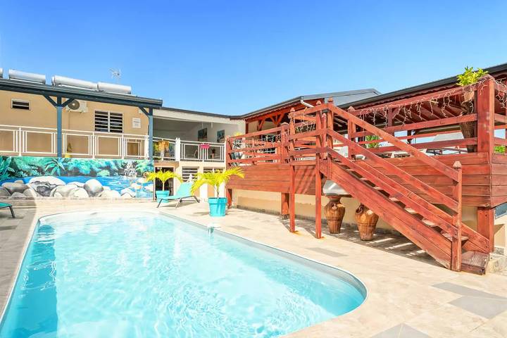 Villa für 24 Personen, mit Pool und Garten - 1