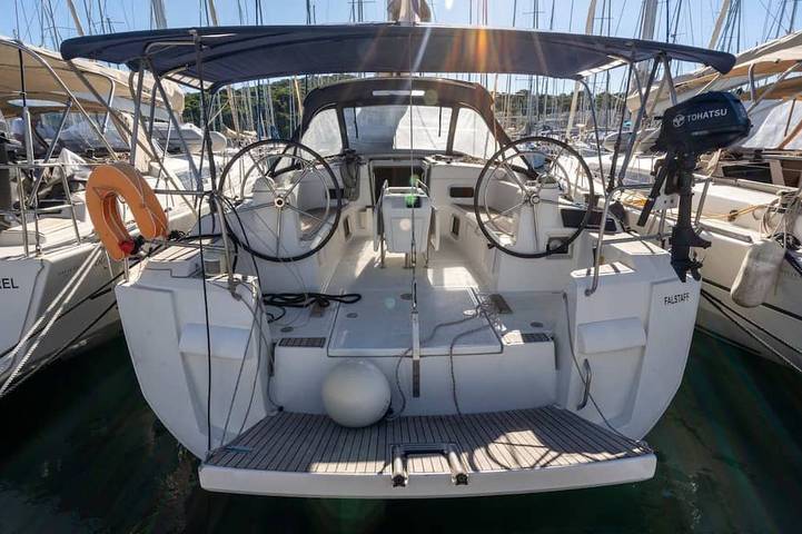 Péniche pour 6 personnes dans Port Pin Rolland