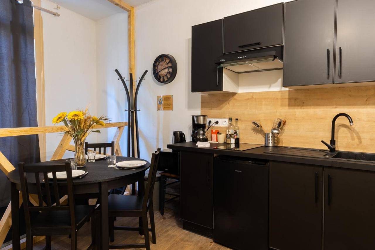 Appartement entier, One-Bedroom Apartment in Saint-Aignan, Région de Romorantin-Lanthenay