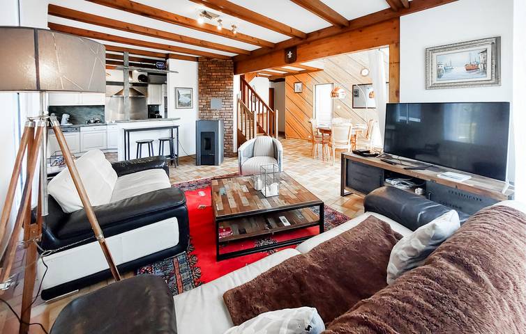 Location de vacances pour 8 personnes, avec Terrasse et Jardin à Gouesnach - 2