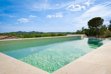 Cottage pour 2 personnes, avec balcon et piscine à Montfrin