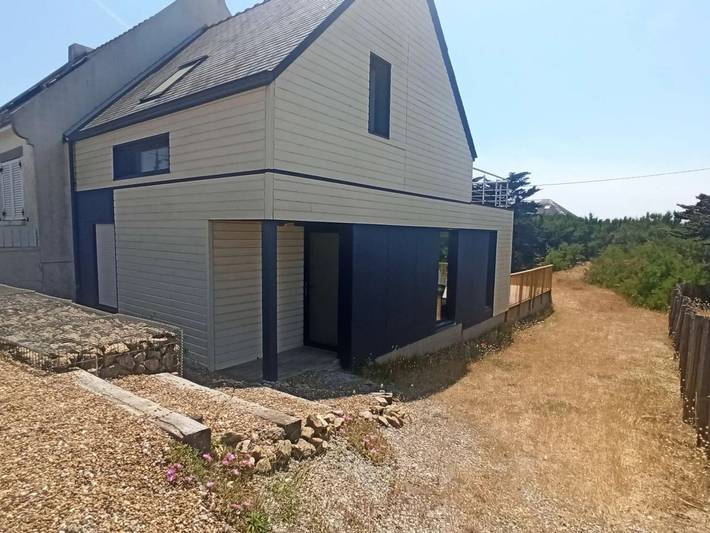 Ferienhaus für 6 Personen, mit Balkon und Terrasse sowie Garten
