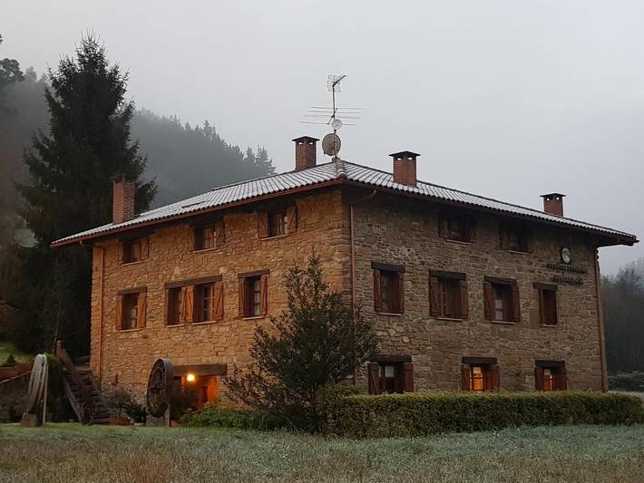 Casa de familia para 2 personas, con terraza y jardín en Vizcaya - 4