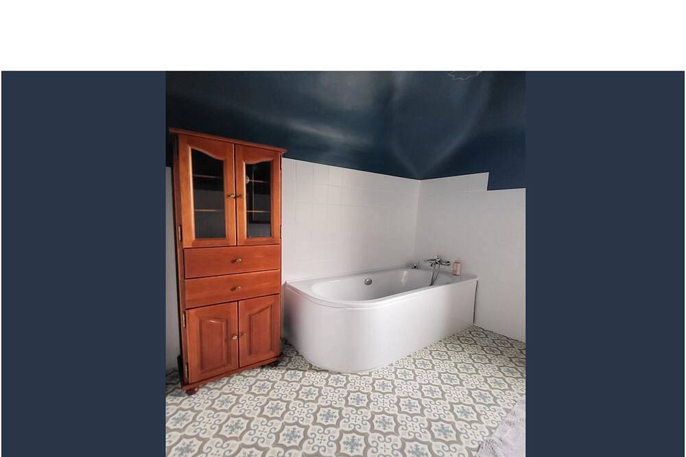 Belle de Normandie - Remarkable Historic Seaside Villa -Steps from the Beach in Ouistreham, Région de Caen