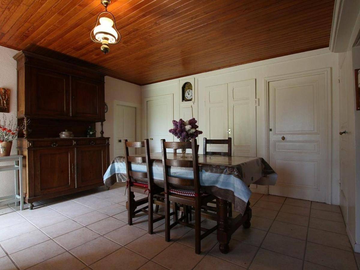 Holiday Home (6 Adults) in Lapte, Haute-Loire