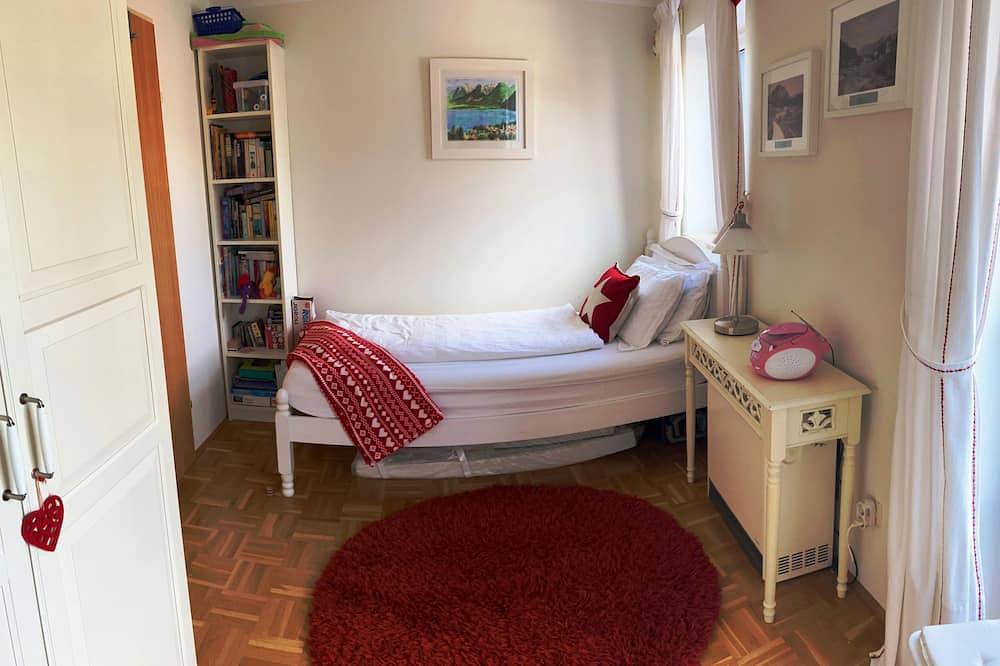 Ganze Wohnung, Austrian Village Apartment in St. Gilgen, Sankt Gilgen