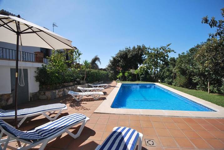 Casa rural para 13 personas, con Terraza y Jardín en Vidreras - 2