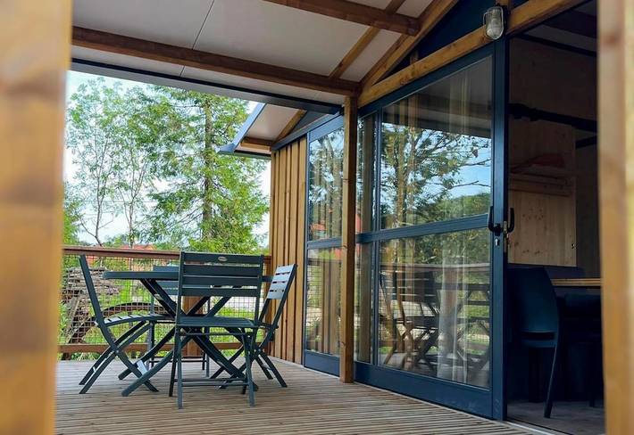 Gîte pour 2 personnes, avec Terrasse et Jacuzzi ainsi que Jardin et Sauna à Moloy