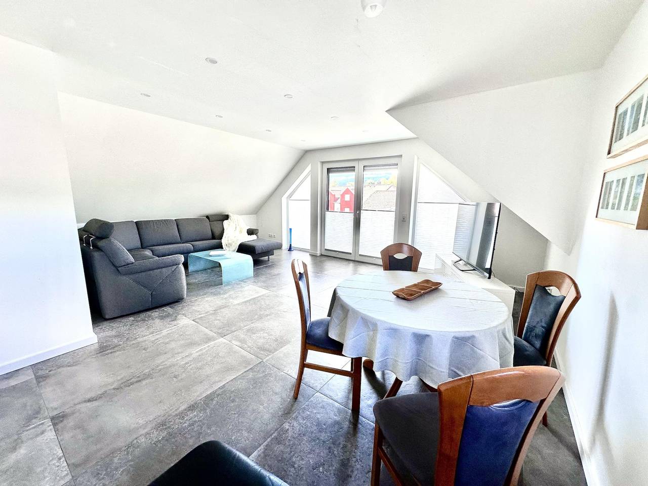 Ganze Ferienwohnung, Moderne Ferienwohnung mit tollem Ausblick in Ehrenberg, Rhön-Hessen