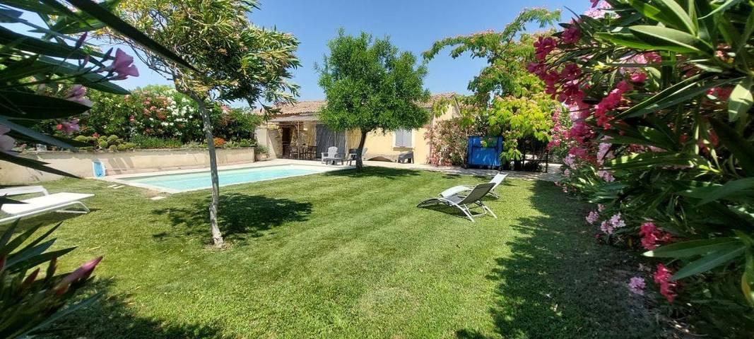 Location de vacances pour 5 personnes, avec piscine et jardin à Courthézon - 3