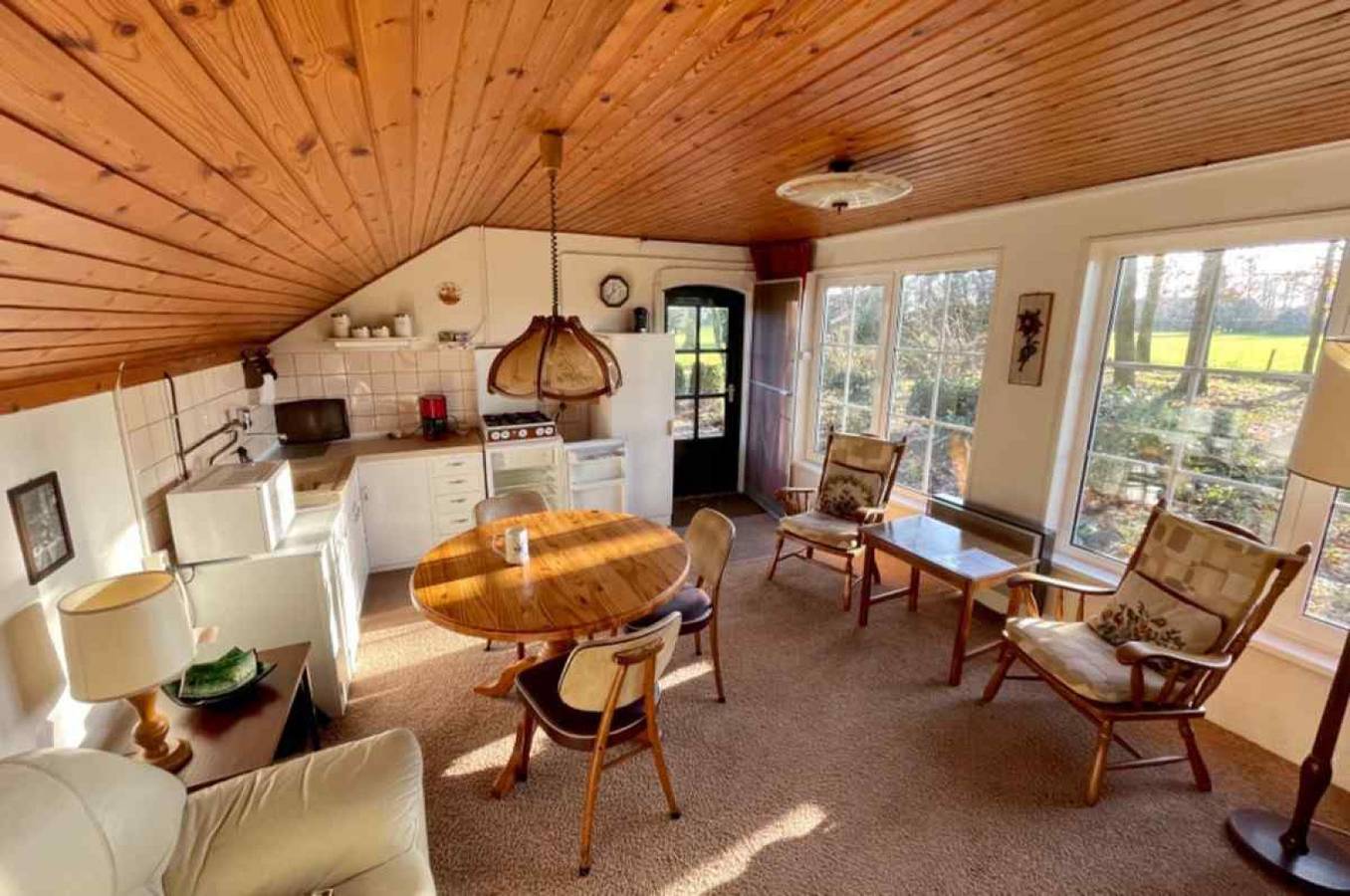 Super cozy 2-person retro holiday home in the Achterhoek in Achterhoek