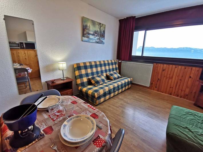 Gîte pour 3 personnes, avec Vue dans Office De Tourisme Des Sept Laux